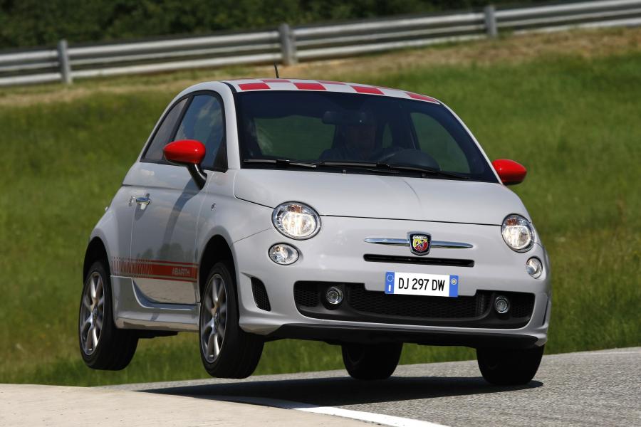  Fiat 500 Abarth 2008 года  (фото 35 из 73)